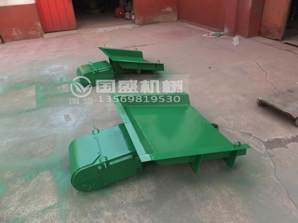 甘庶渣電磁振動(dòng)給料機(jī) 甘庶渣電磁振動(dòng)給料機(jī)